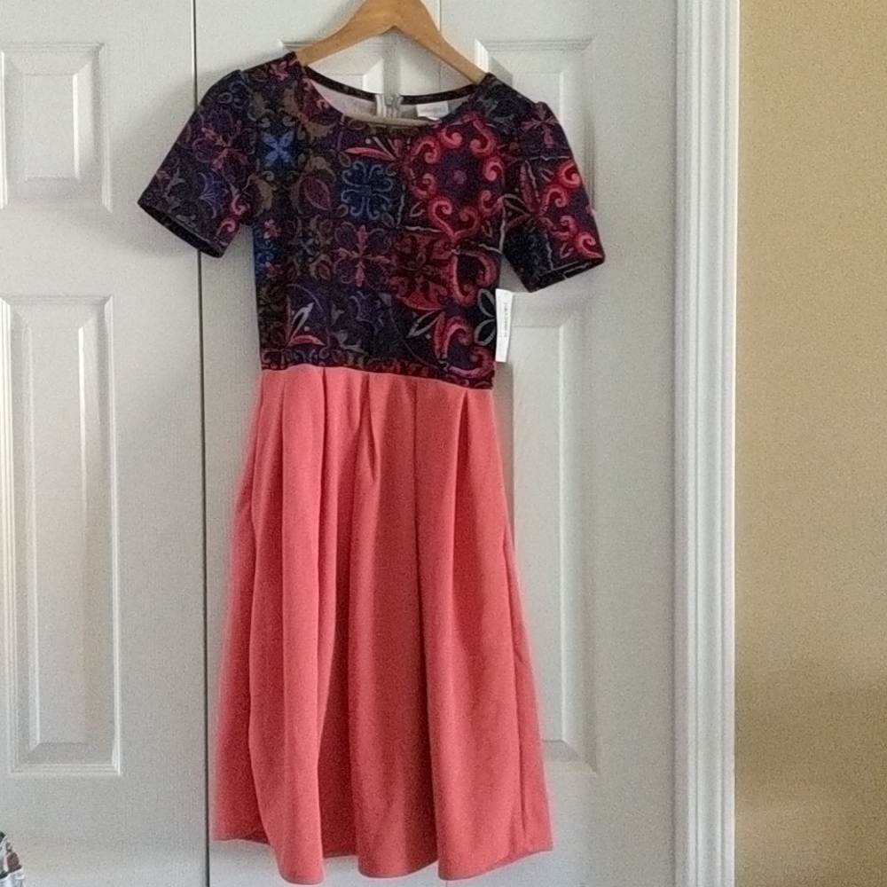 NWT LulaRoe Amelia dress